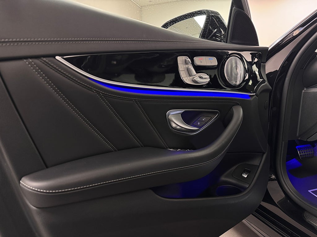 Mercedes-Benz E 2021 - miniatyr 14