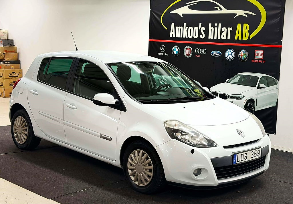 Renault Clio 5-dörrars Halvkombi 1.2 Euro 5 LÅGA MIL