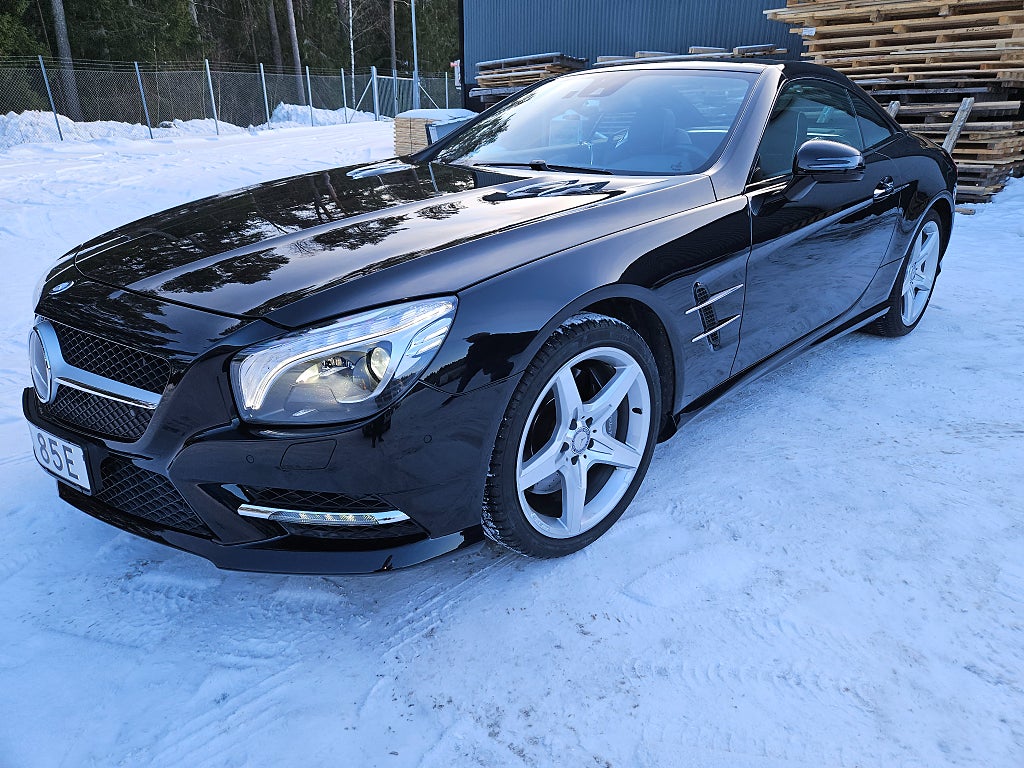 Mercedes-Benz SL 500 7G-Tronic Plus AMG Momsbil i mycket fint skick