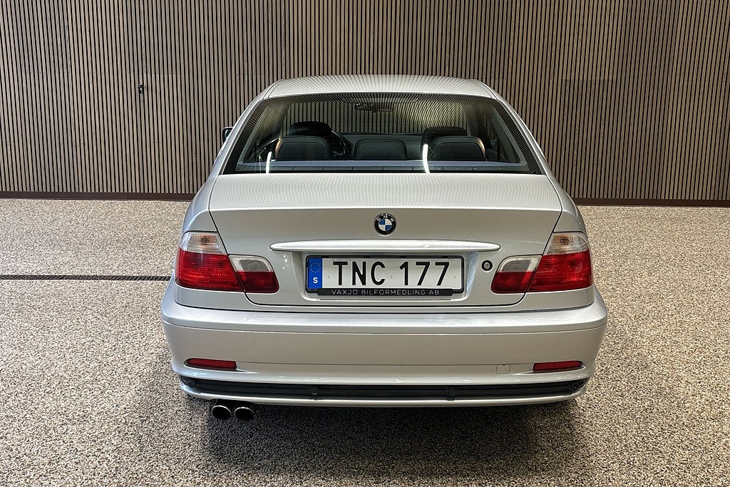 BMW 330 Ci Coupé Automat H/K 231hk
