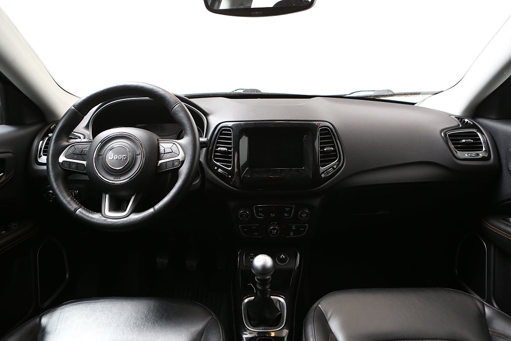 Jeep Compass 1,4 140hk Limited Backkamera 2018