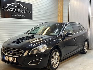 Volvo V60 D4 AWD 1ÅRSGARANTI/LÅGAMIL/NYSERVAD