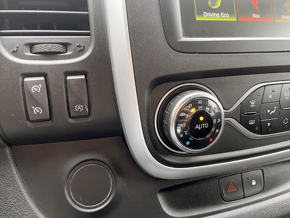 Bild på Nissan NV300 2.9t 2.0 dCi 170hk Aut DRAG B-KAMERA 