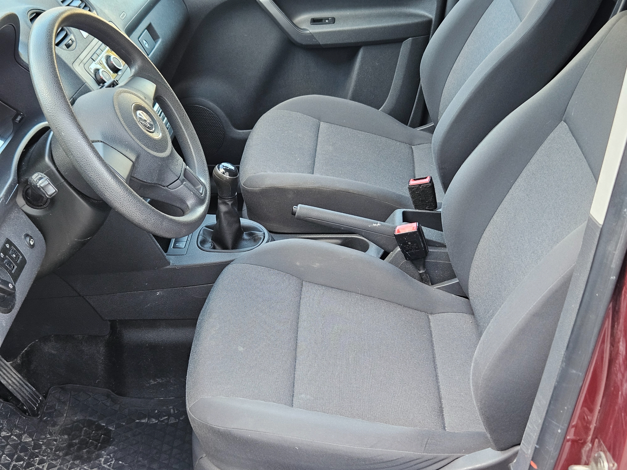 Volkswagen Caddy Skåpbil 1.6 TDI Euro 5 2014, bild 6/36
