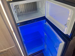 Husbil-integrerad Kabe TMI 810 LT 20 av 31