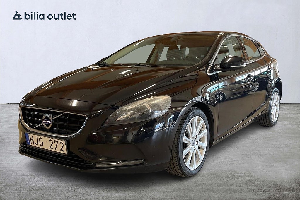 Volvo V40 D2 Automat Your Summum Skinn / Keyless / VOC / Elstol