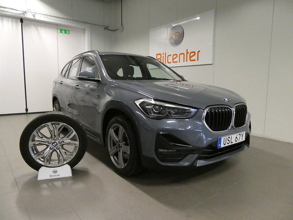 BMW X1 xDrive25e *KFL 10 år 2,99%* Drag-HUD-Navi-Värmare-Kam