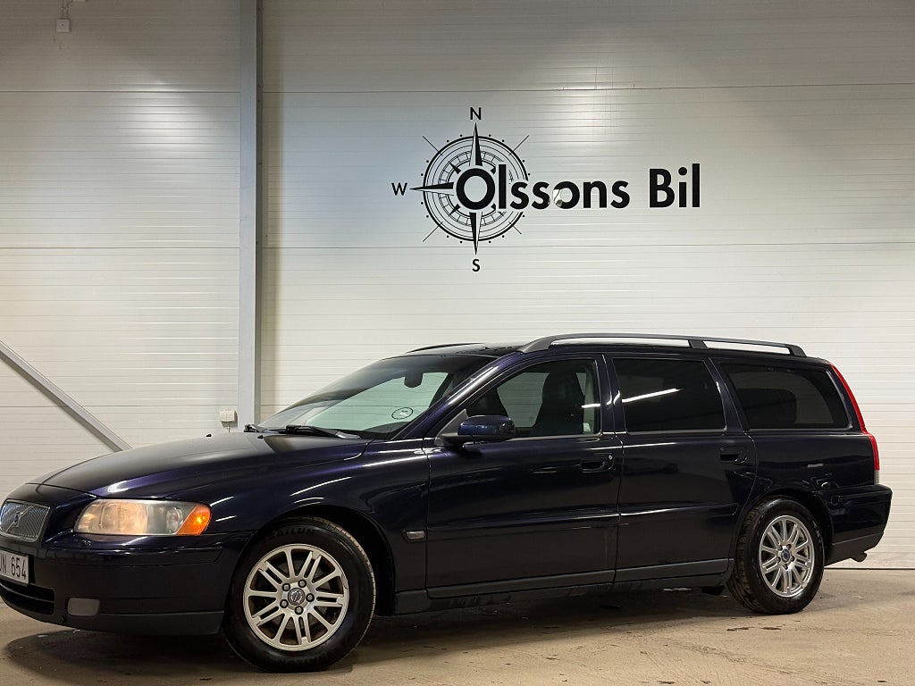 Volvo V70 2.4 Aut Drag Läder SoV-hjul