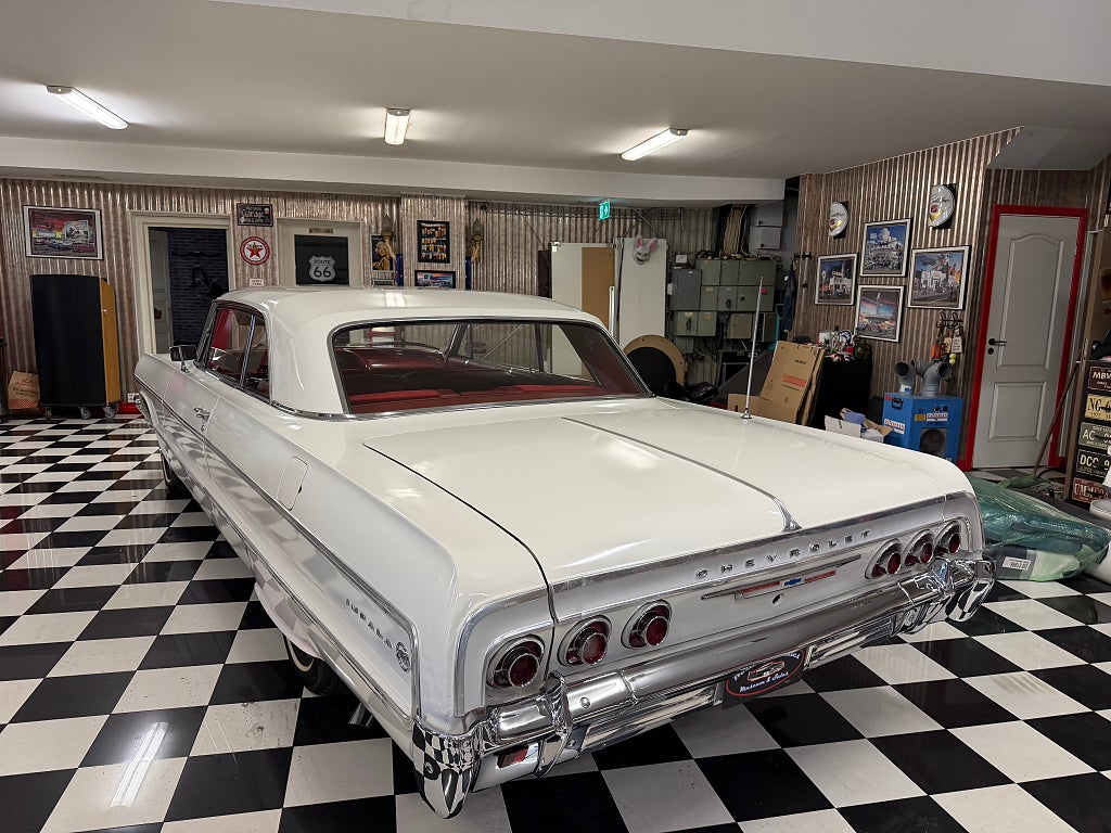Chevrolet Impala 1964