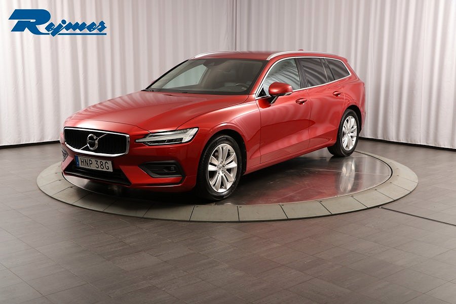 Volvo V60 D3 Momentum Advanced SE II