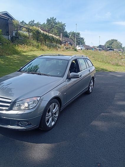 Mercedes-Benz C 180 T CGI BlueEFFICIENCY 5G-Tronic Avantgarde