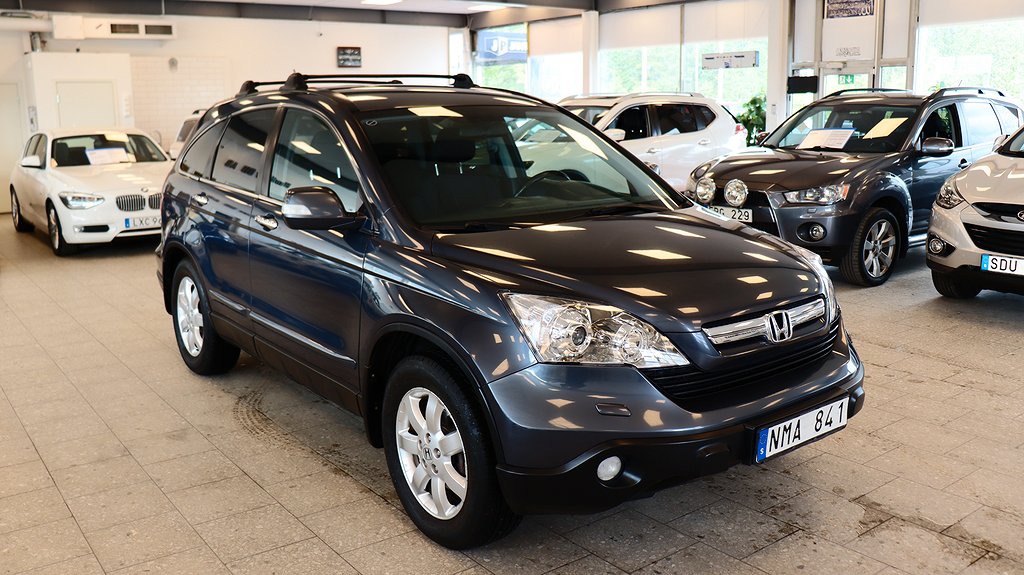 Honda CR-V 2.0 i-VTEC 4WD Nybesiktigad