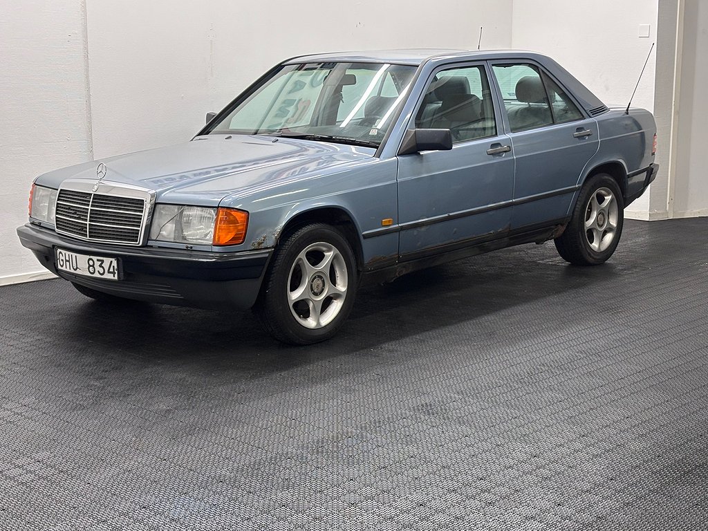 Mercedes-Benz W201 190 E 4G-Tronic -Skattefri