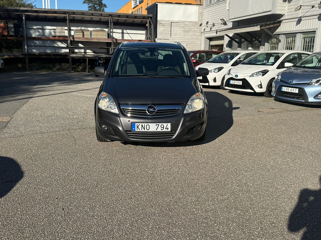 Opel Zafira 1.8 NYBESK/NYSERV 7-SITS V-HJUL