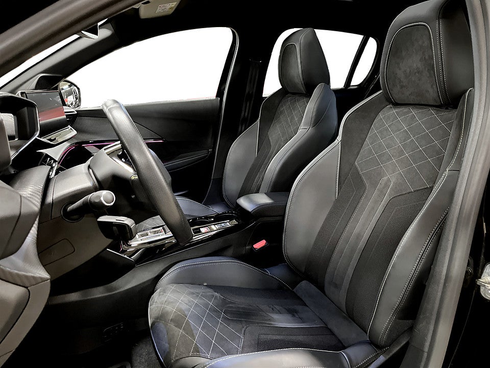 Bild på Peugeot E-208 GT 50kWh 136hk Aut B-KAMERA CARPLAY
