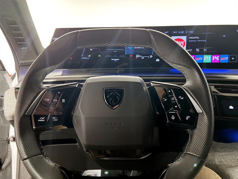 Bild på Peugeot 5008 GT Hybrid 145hk Aut 7-SITS B-KAMERA