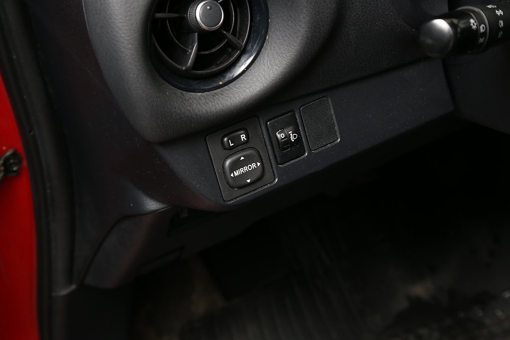 Toyota Yaris Hybrid e-CVT Touch & Go Edition Kamera Navi 2018