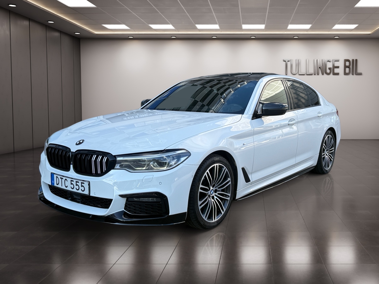 BMW 530