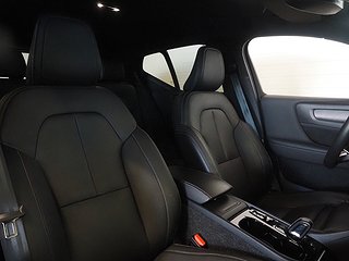 SUV Volvo XC40 10 av 27