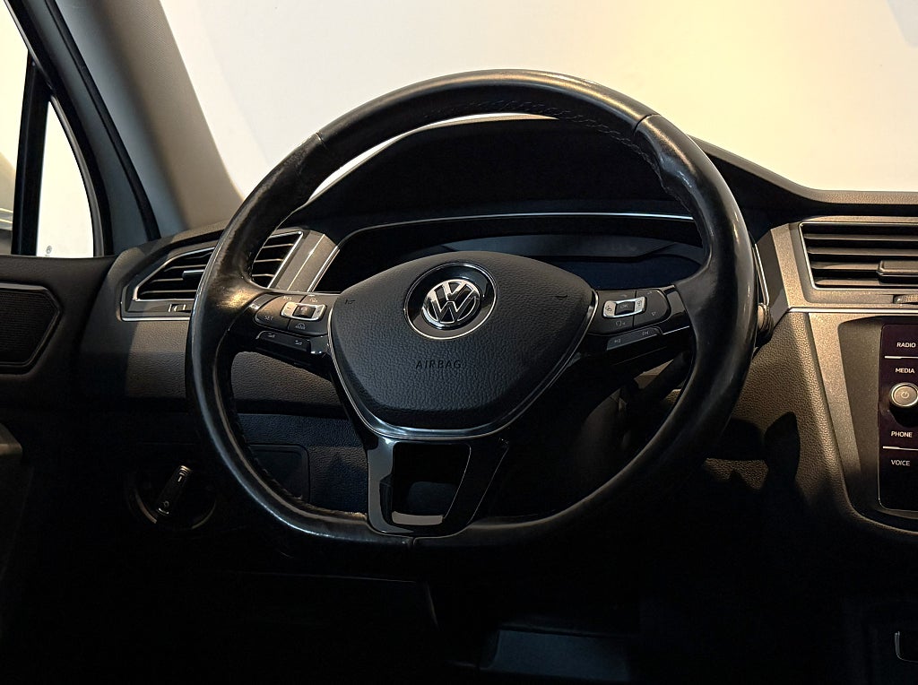 Volkswagen Tiguan Allspace 2.0 TDI DPF SCR 4Motion GT 7-SITS COCKPIT DRAG