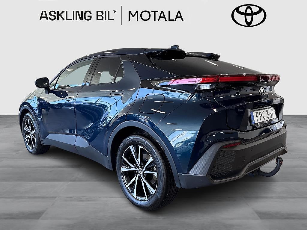 Toyota C-HR 2024 - miniatyr 3