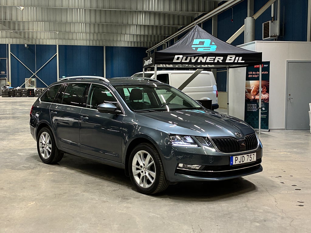Skoda Octavia Kombi 1.0 TSI Business Premium | Vinterhjul