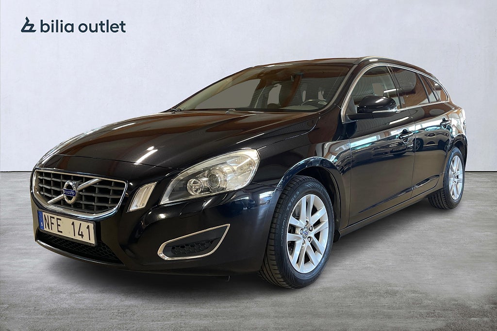 Volvo V60 D3 Momentum DE / Drag / Skinn / Värmare / P-sensorer