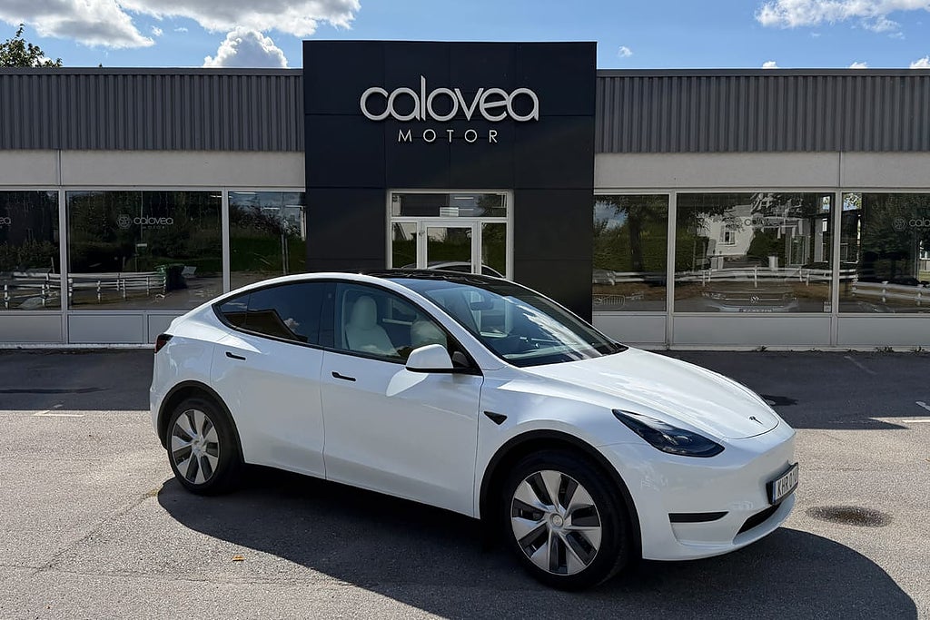 Tesla Model Y Model Y RWD 299 hk Automat - Drag, Ljust he...
