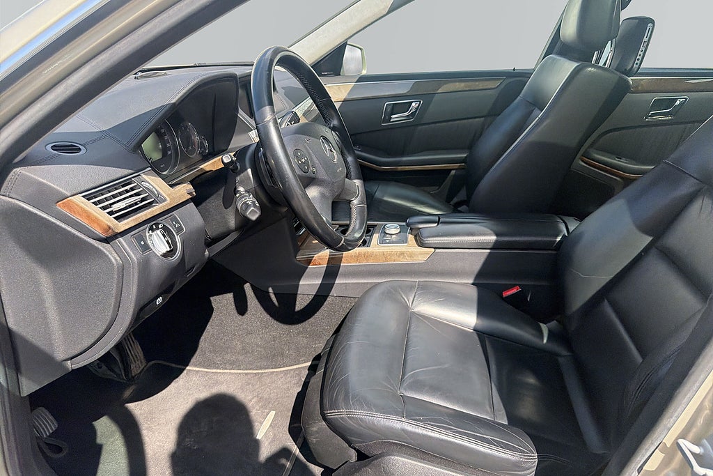 Mercedes-Benz E 2011