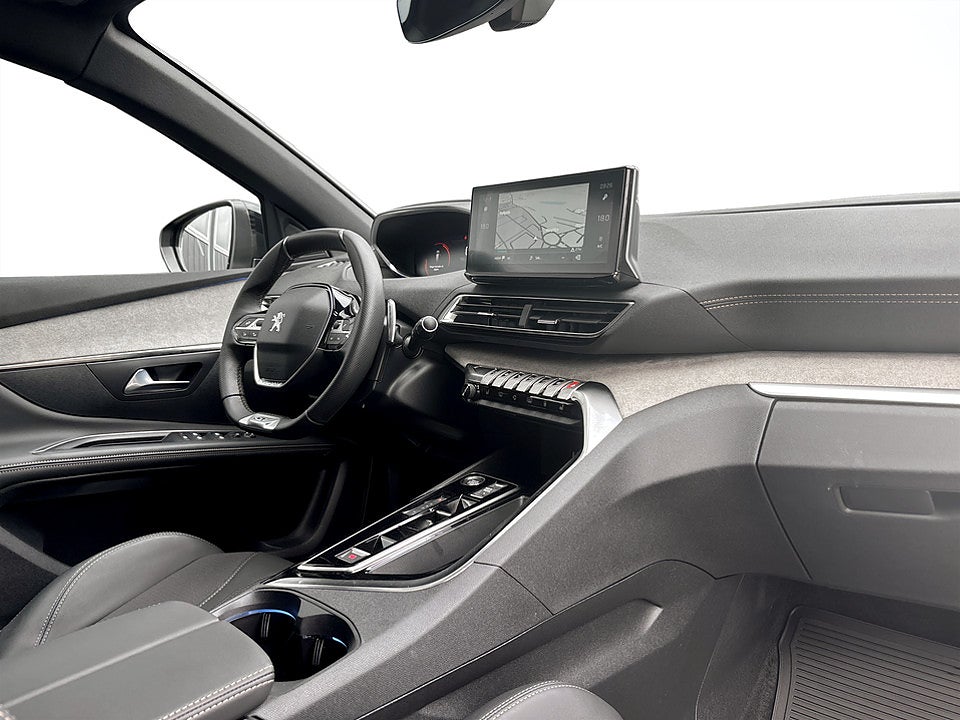 Bild på Peugeot 5008 GT 1.2 PT 130hk Aut 7-SITS B-KAMERA CARPLAY
