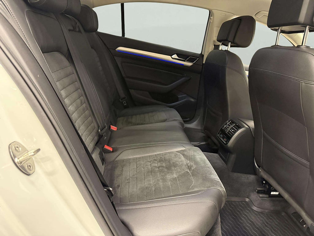 Volkswagen Passat GTE 1.4 TSI ACT GTE S&V hjul, Fullservad, Garanti - miniatyr 15