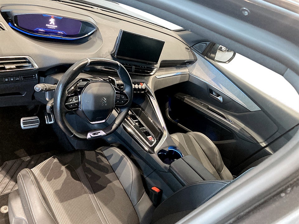 Bild på Peugeot 3008 GT 1.2 PT 130 Aut BACKKAMERA CARPLAY
