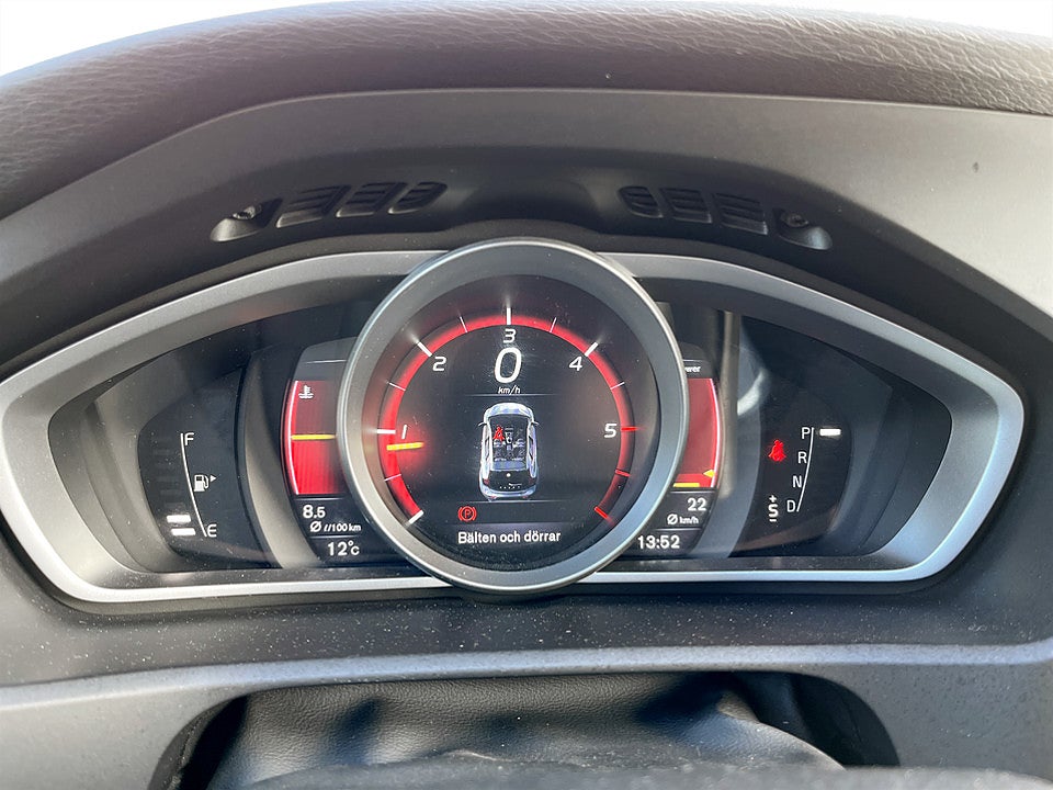 Bild på Volvo V40 Momentum D3 150hk Aut LÅGA MIL