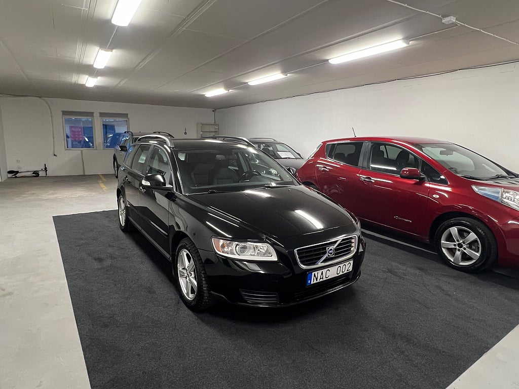 Volvo V50 2.0F Kinetic Euro 4 Ny servat