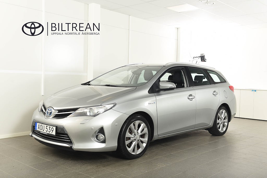 Toyota Auris Kombi 1,8 Elhybrid Executive 