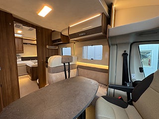 Husbil-halvintegrerad Ci Magis 86 XT 6 av 20