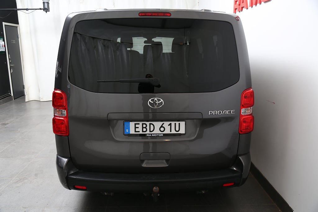 Toyota Proace Verso 2,0 D-4D 144hk Aut 9-sits Värmare Drag Leasbar