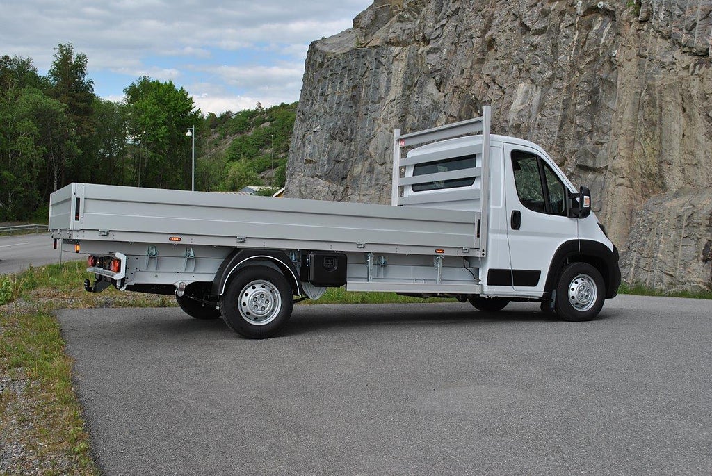 Peugeot Boxer Flak 4300 mm 165HK 