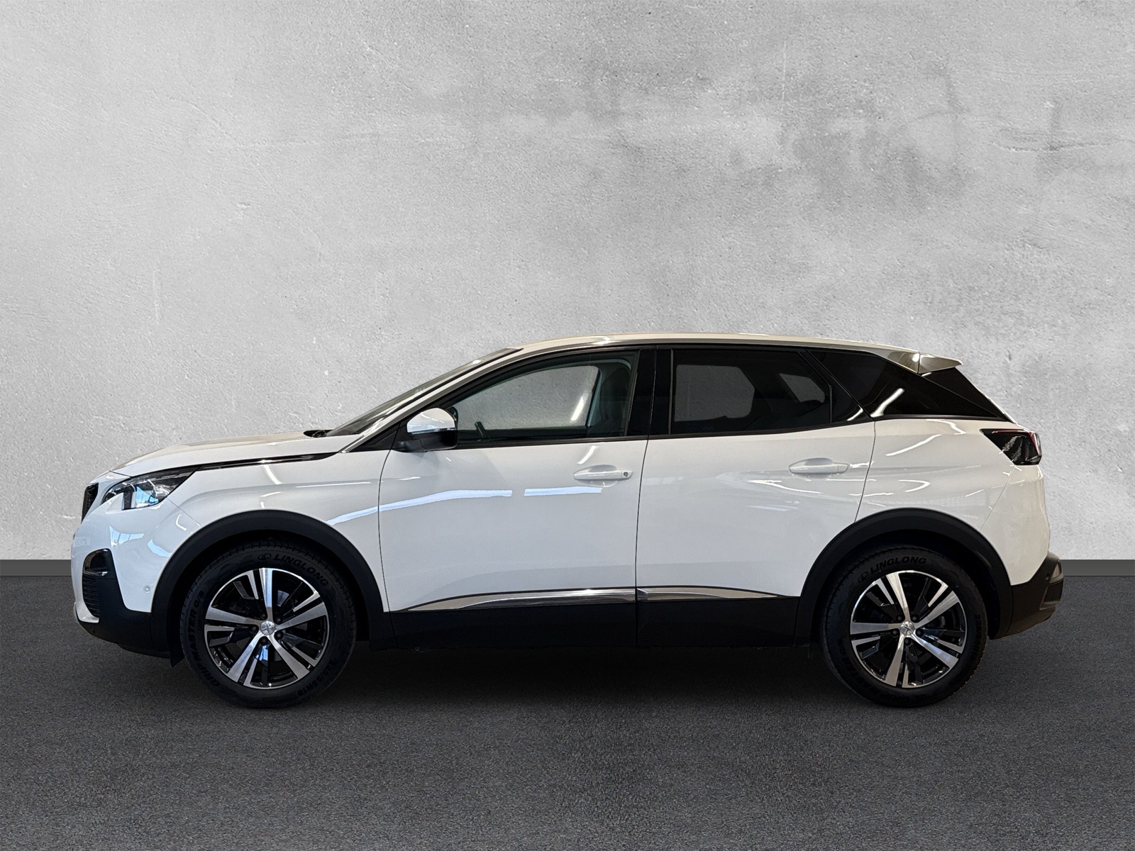 Peugeot 3008 1.5 130 EAT Allure Drag PDC 2019, bild 2/60