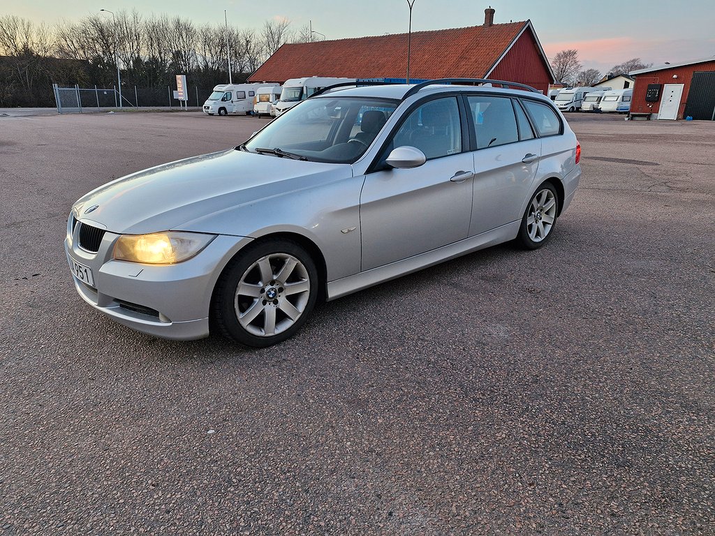 BMW 320 i Touring Advantage Euro 4
