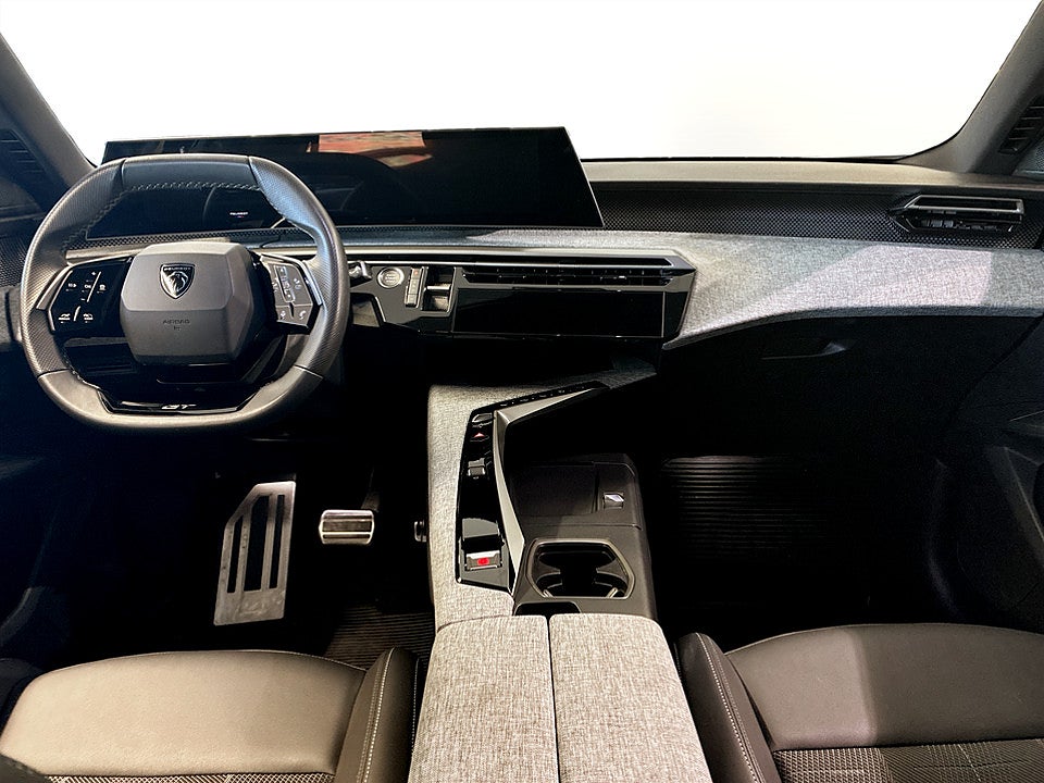 Bild på Peugeot 5008 GT Hybrid 145hk Aut 7-SITS B-KAMERA CARPLAY