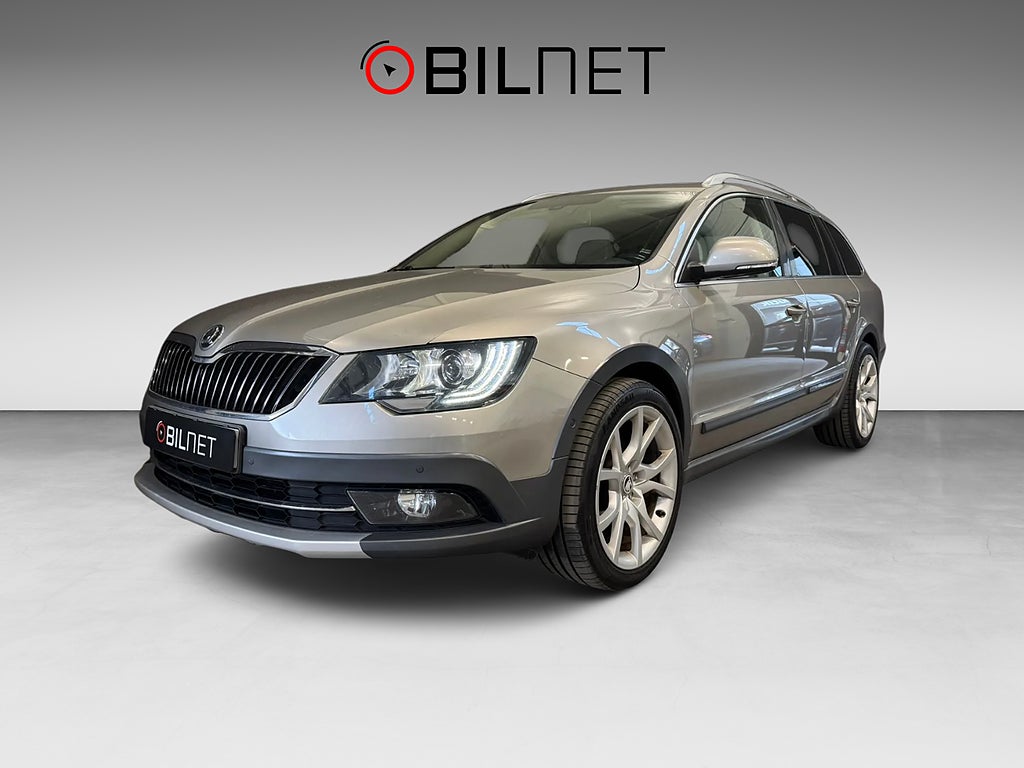 Skoda Superb Kombi 2.0 TDI 4x4 Alldrive *3,99%* Pano Drag Värmare