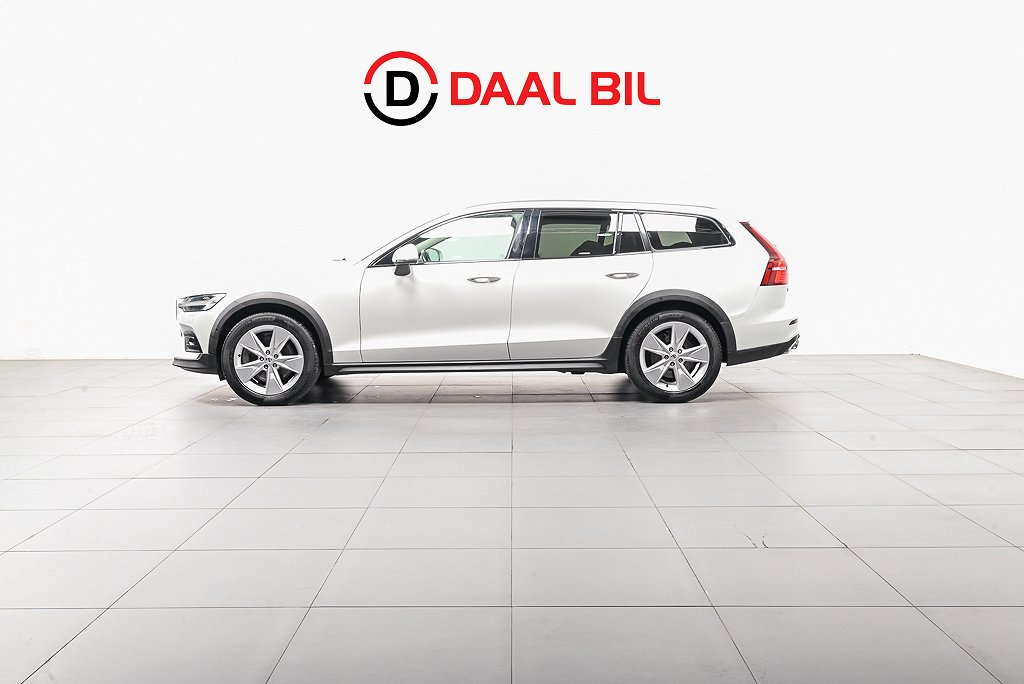 Volvo V60 Cross Country D4 AWD HIGH PERF. DRAG NAVI PILOT