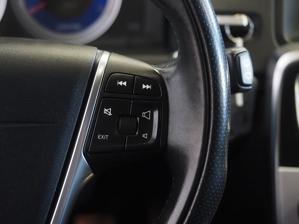 Volvo V60 D3 R-Design 163hk | Drag | Bluetooth | 2012