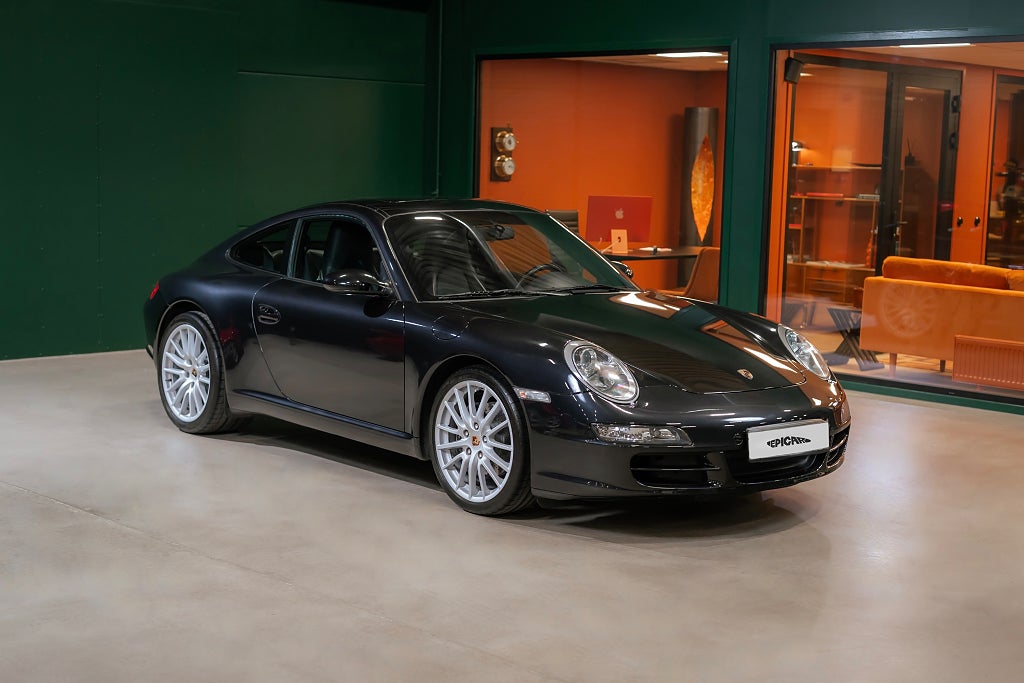 Porsche 911 997 Carrera 2 / Sportavgas / Manuell / Helskinn