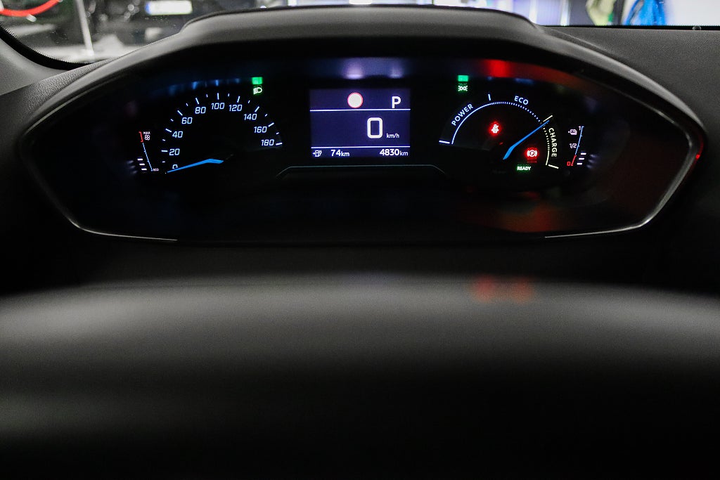 Peugeot E-208 50 KWH 5-Dörrars ( Låga Mil )