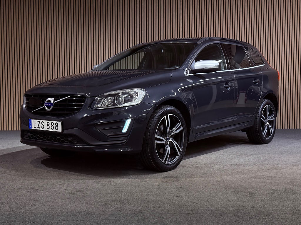 Volvo XC60 D4 AWD R-Design /B-kamera/Pano/Navi/Värmare/Adap fart/