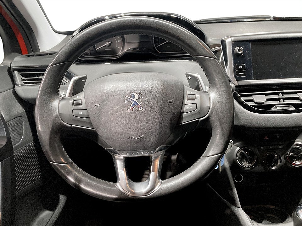 Bild på Peugeot 208 Active 1.2 PT 82hk Aut - DRAG, M-VÄRME MED KUPEUTTAG