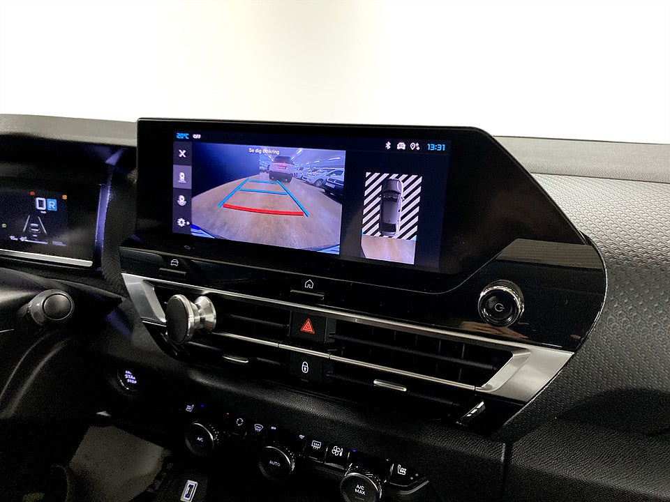 Bild på Citroën C4 X Shine 1.2 PT 130hk Aut - B-KAMERA, CARPLAY