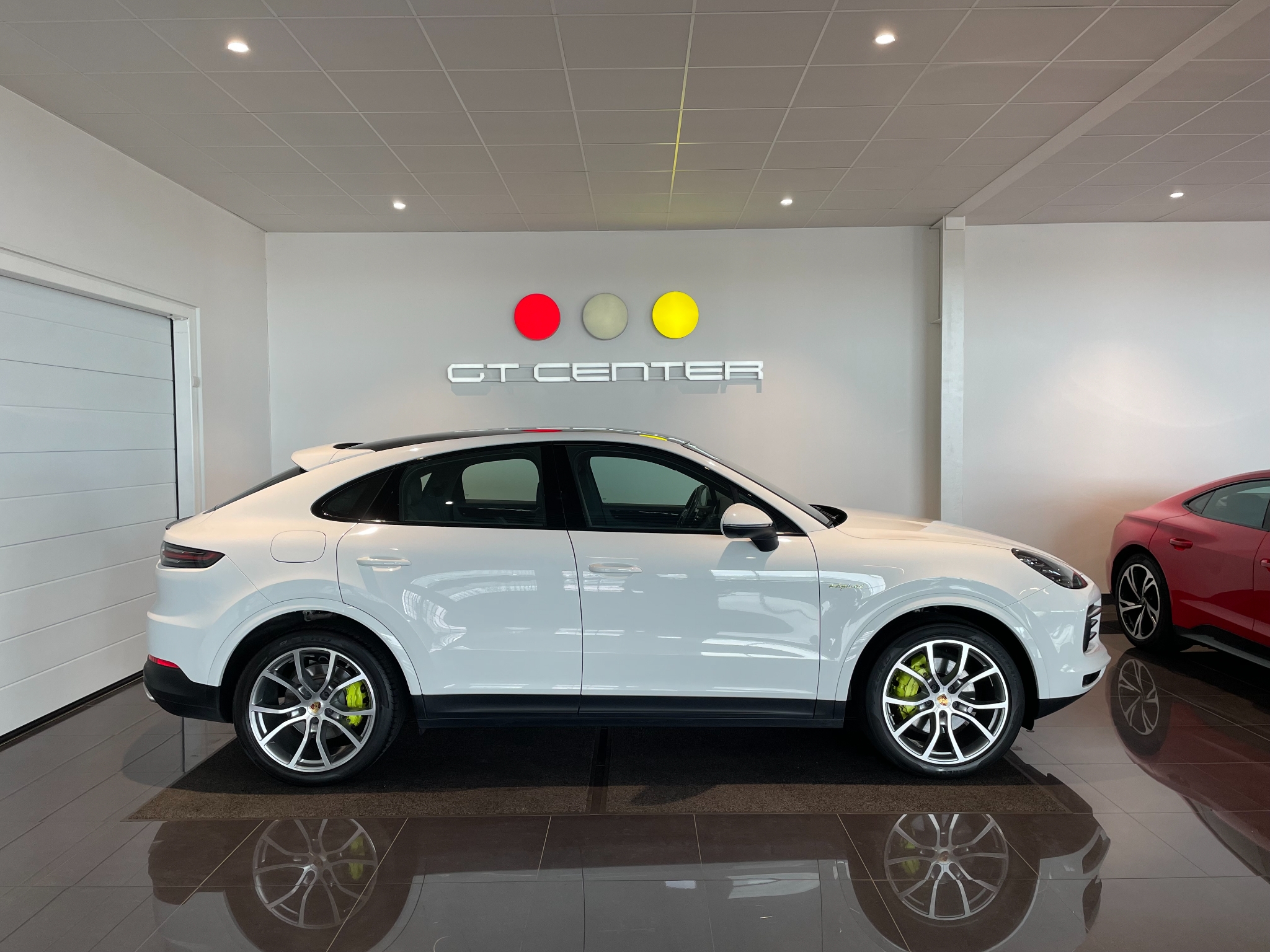 Porsche Cayenne E-Hybrid Coupé 2020, bild 2/47